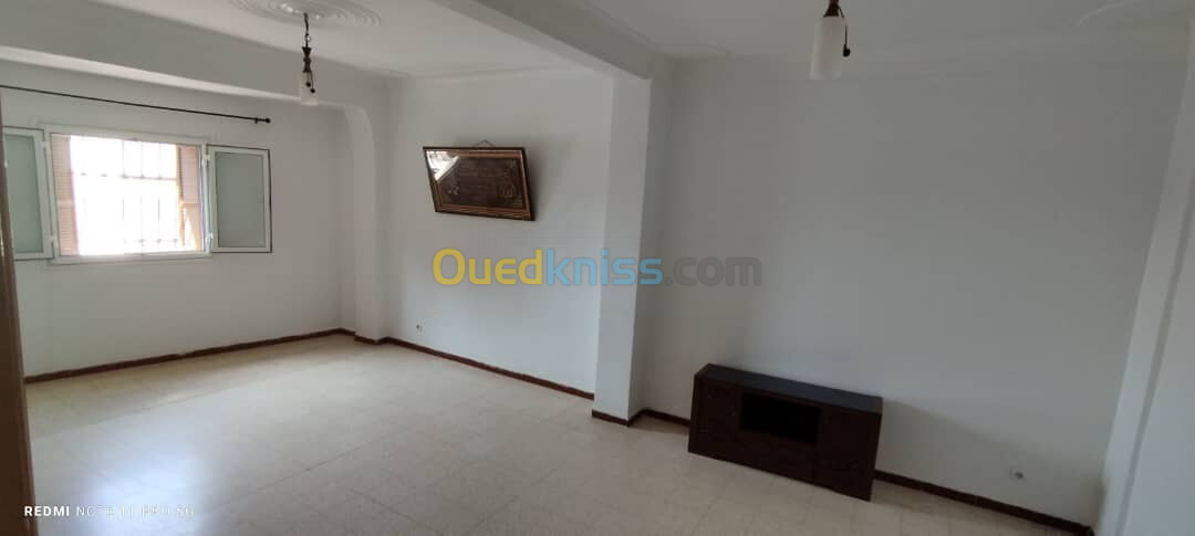 Location Niveau De Villa F3 Alger Ain benian