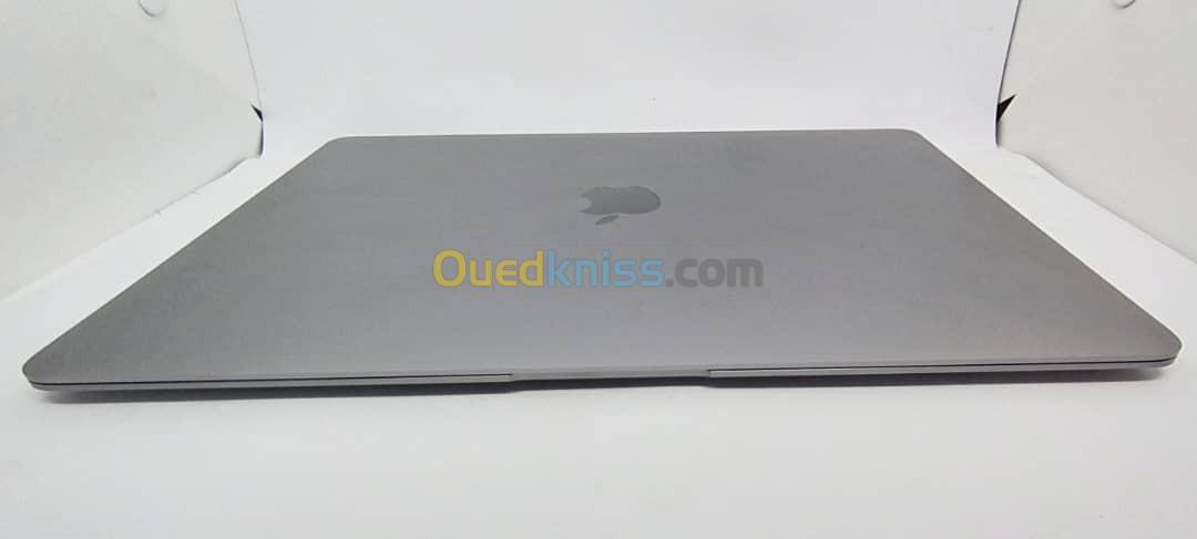 MacBook Air M1