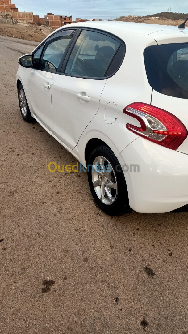 Peugeot 208 2013 Allure