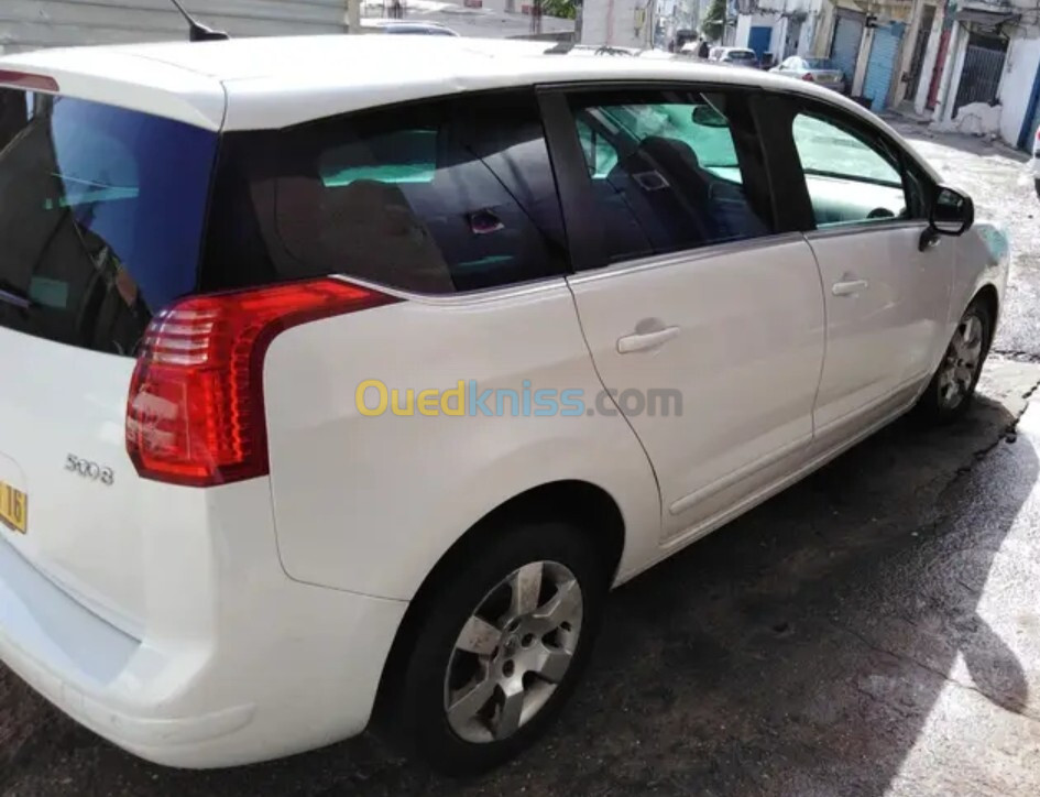 Peugeot 5008 2013 Allure