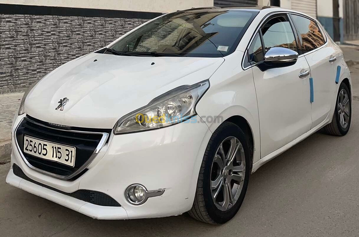 Peugeot 208 2015 Allure