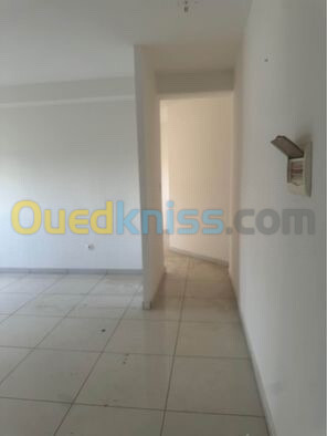 Location Appartement F3 Alger Birkhadem