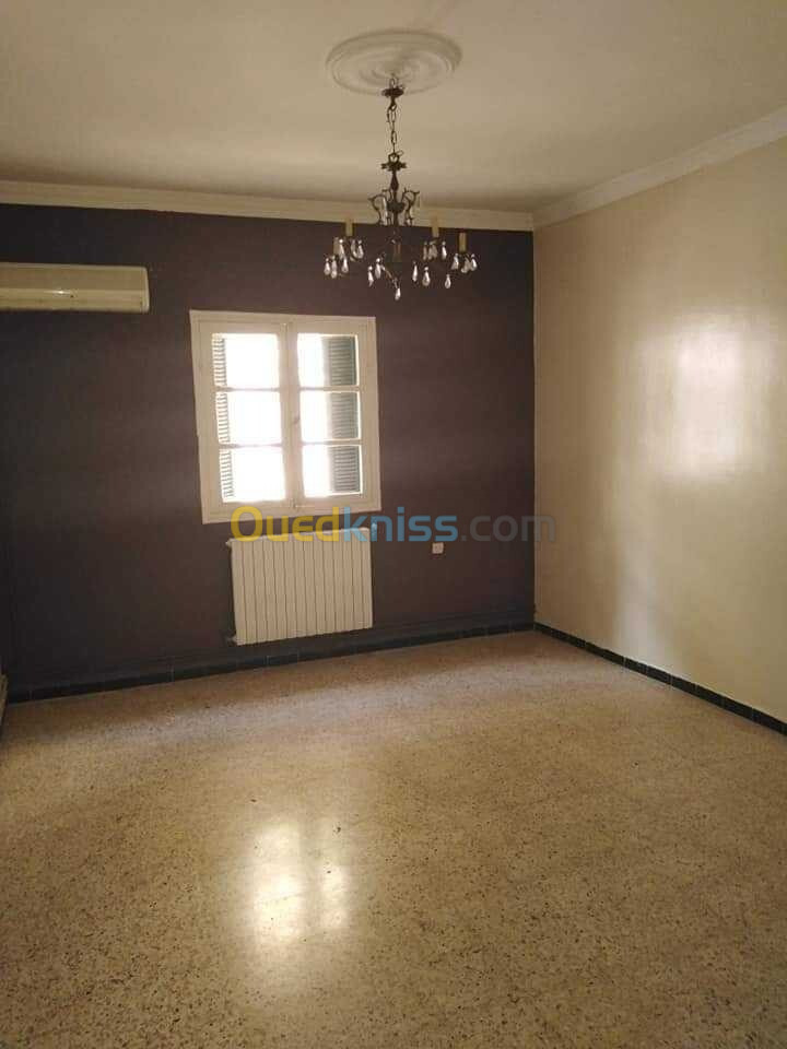 Location Appartement F4 Alger Dely brahim