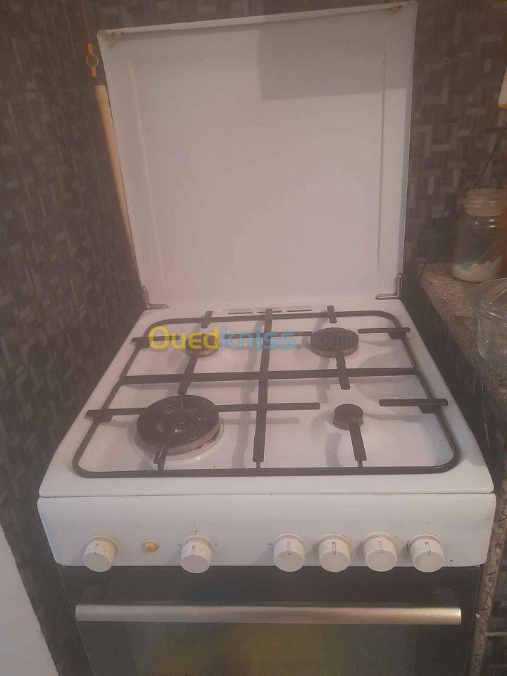 cuisiniere ariston