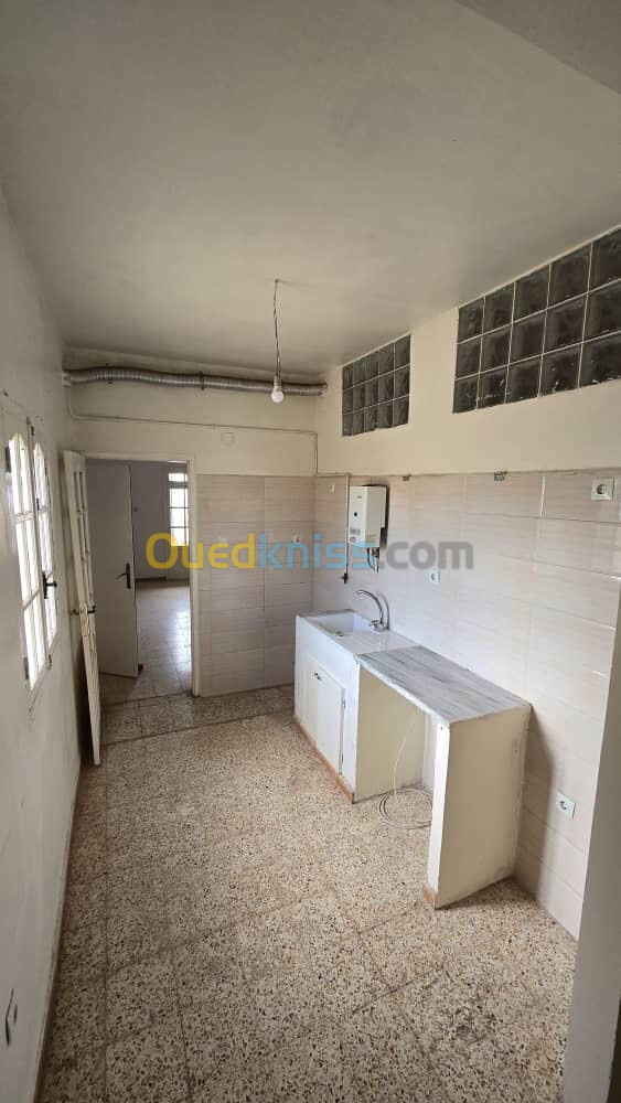 Location Appartement F2 Alger Dar el beida