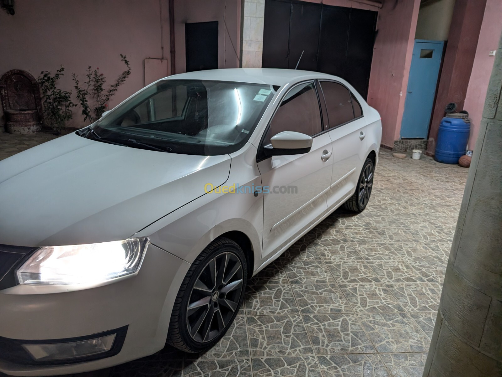 Skoda Rapid 2015 Edition