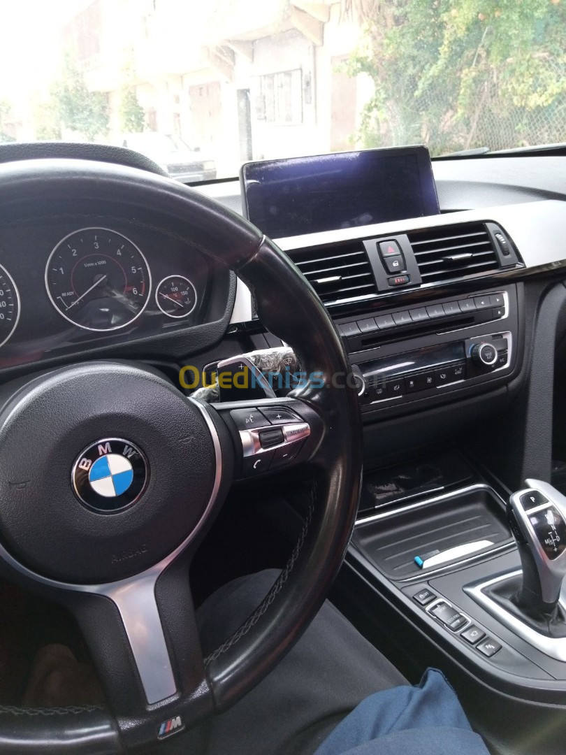 BMW Série 3 2013 