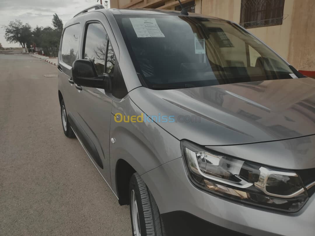 Fiat Doublo 2024 