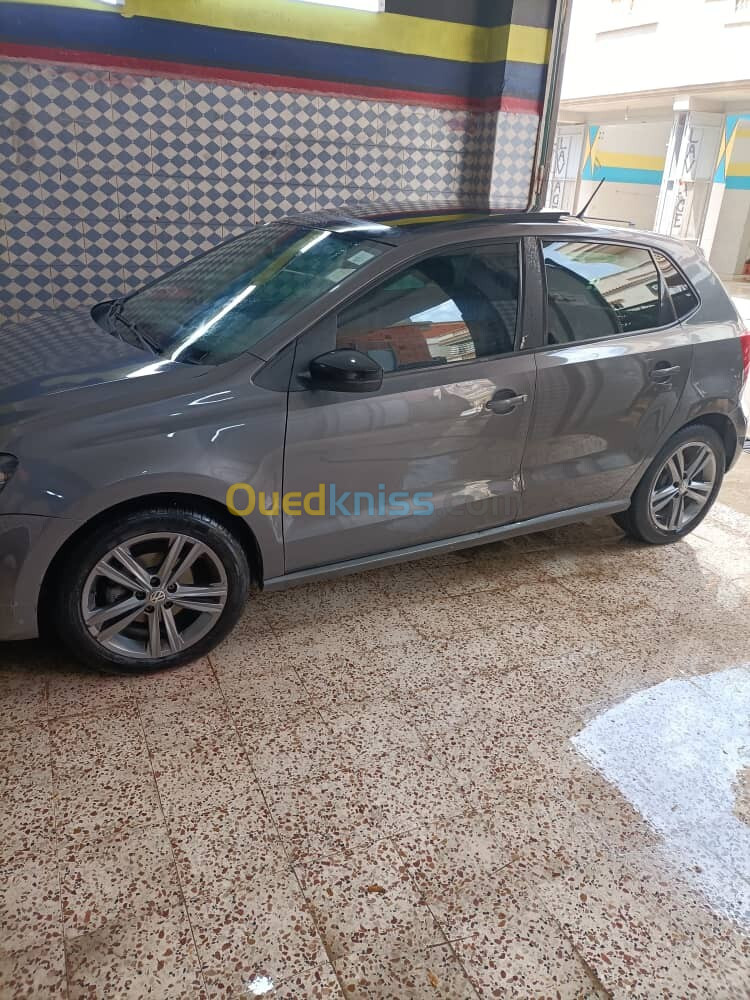 Volkswagen Polo 2013 Black et Silver