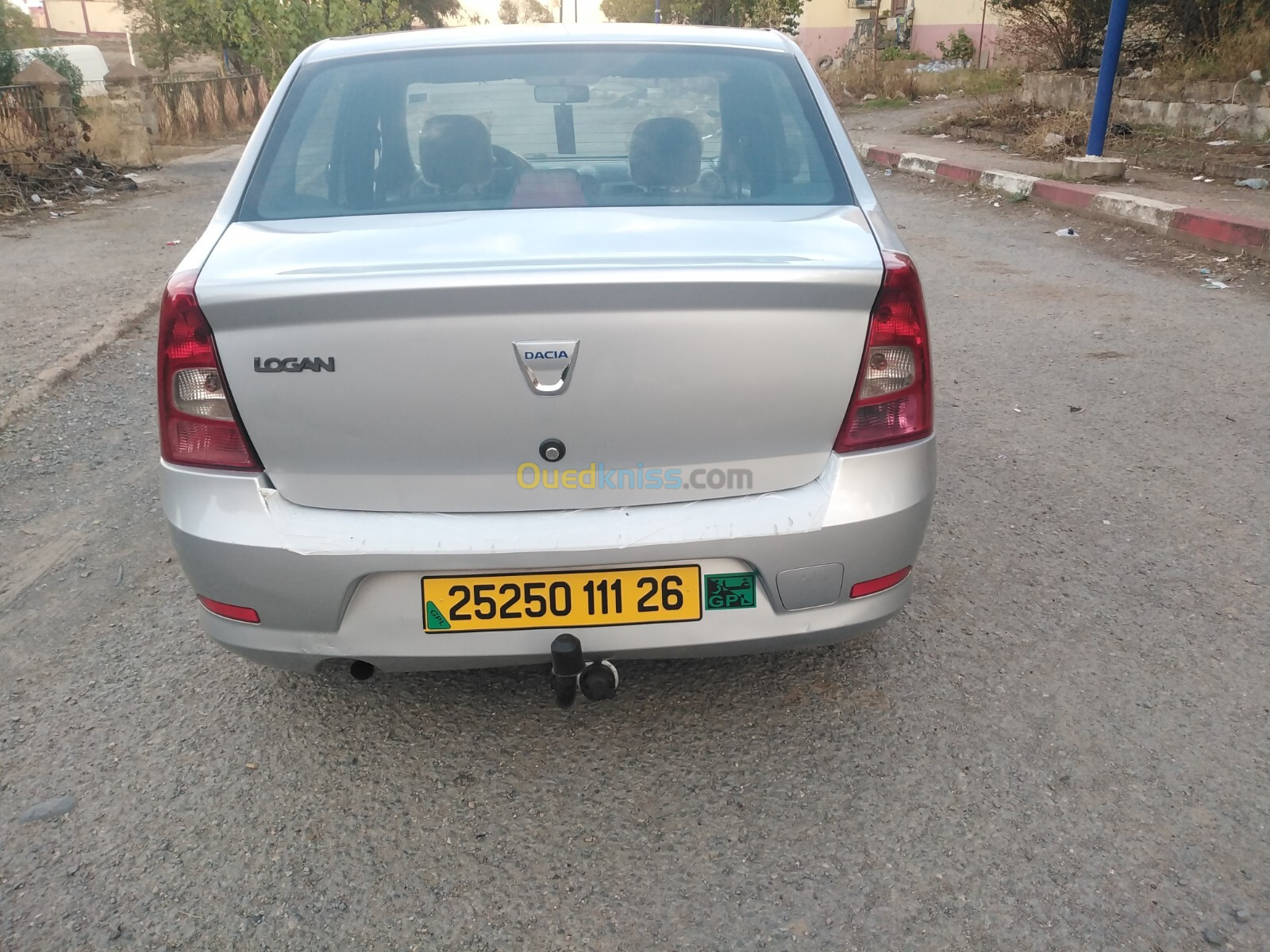 Dacia Logan 2011 داسيا