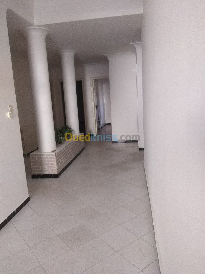 Location Niveau De Villa F5 Alger Draria