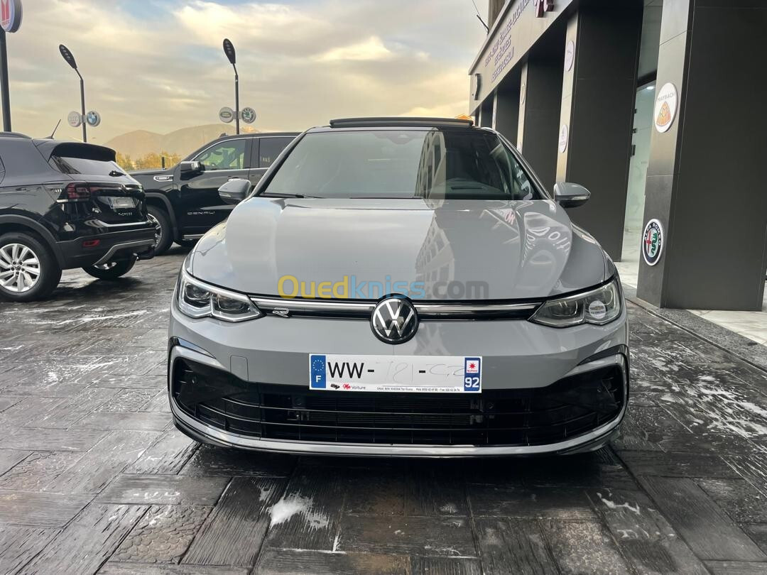 Volkswagen Golf 8 2024 R-LINE