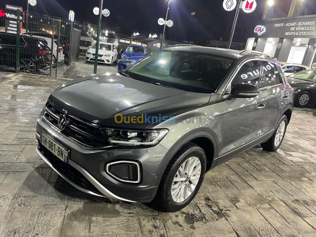 Volkswagen T-Roc 2023 Life plus