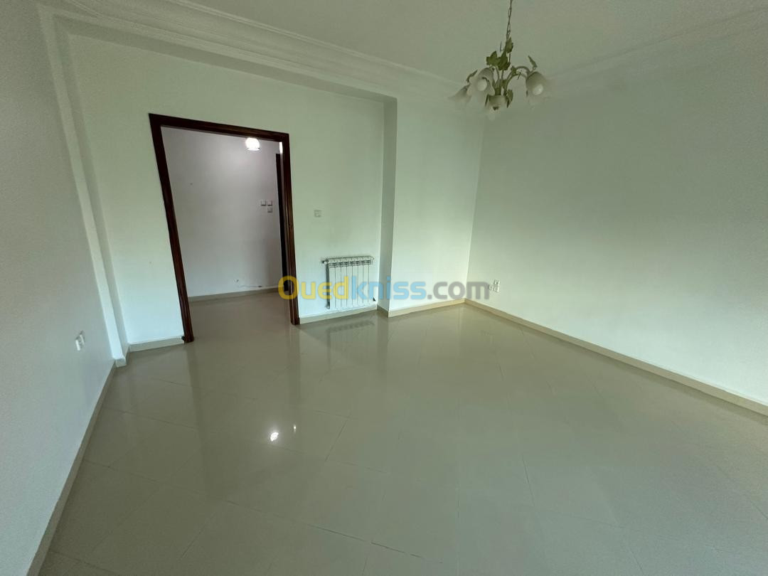 Location Appartement F4 Alger Cheraga