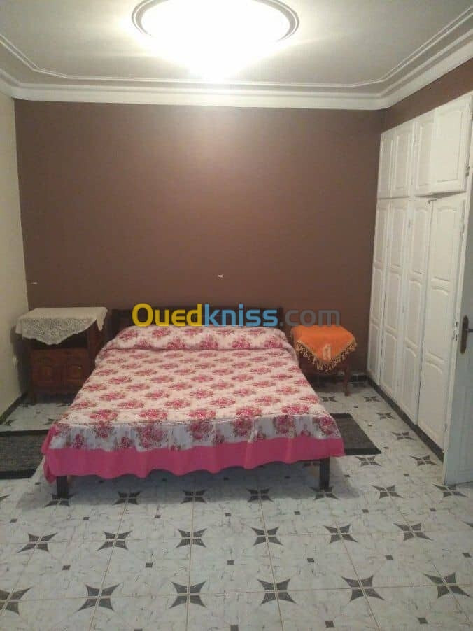 Location vacances Niveau De Villa F2 Alger Ain taya