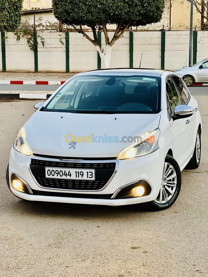 Peugeot 208 2019 Allure