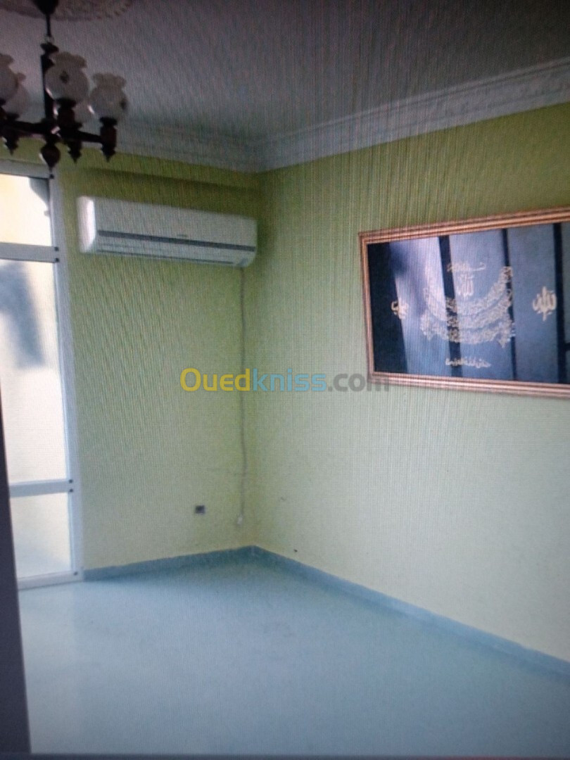 Location Appartement F3 Béjaïa Sidi aich