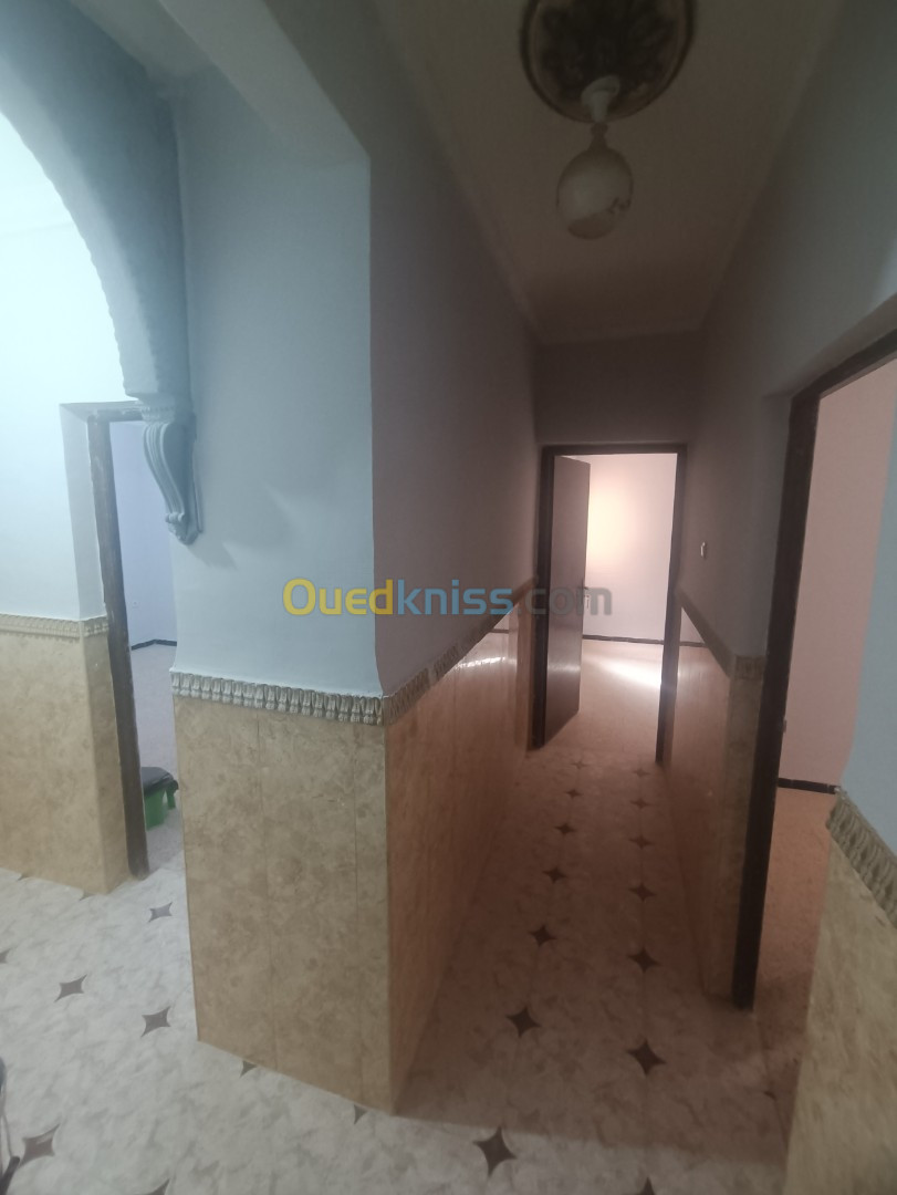 Location Appartement F3 Ouargla Sidi khouiled