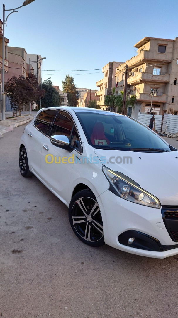 Peugeot 208 2017 GT Line