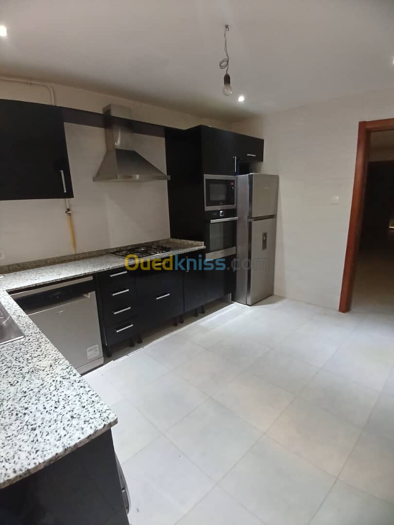 Location Appartement F3 Alger Draria