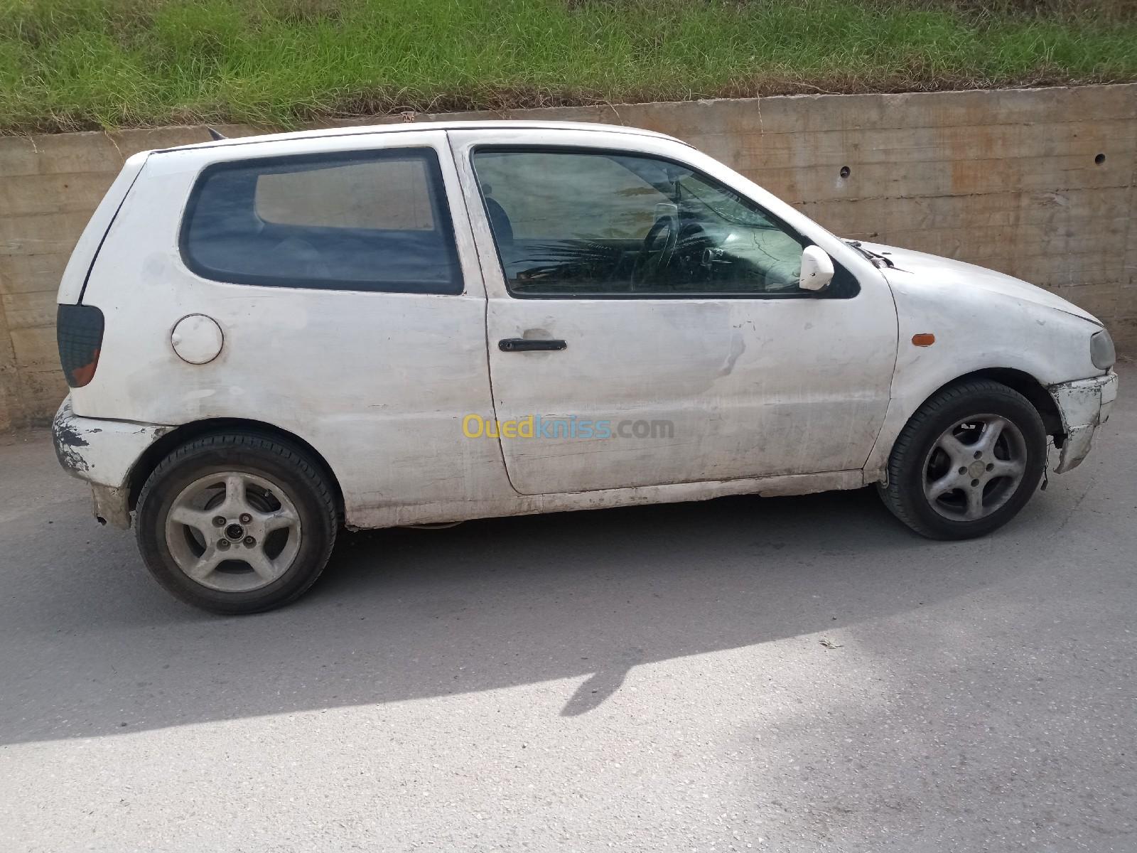 Фото Volkswagen Polo (1994-1998)