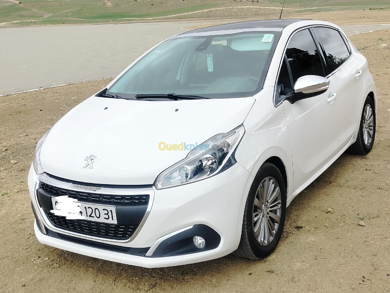 Peugeot 208 2020 208