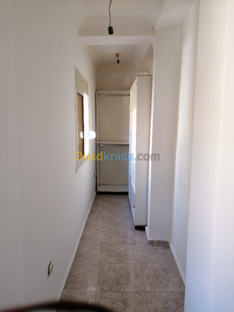 Location Appartement F2 Alger Bordj el kiffan