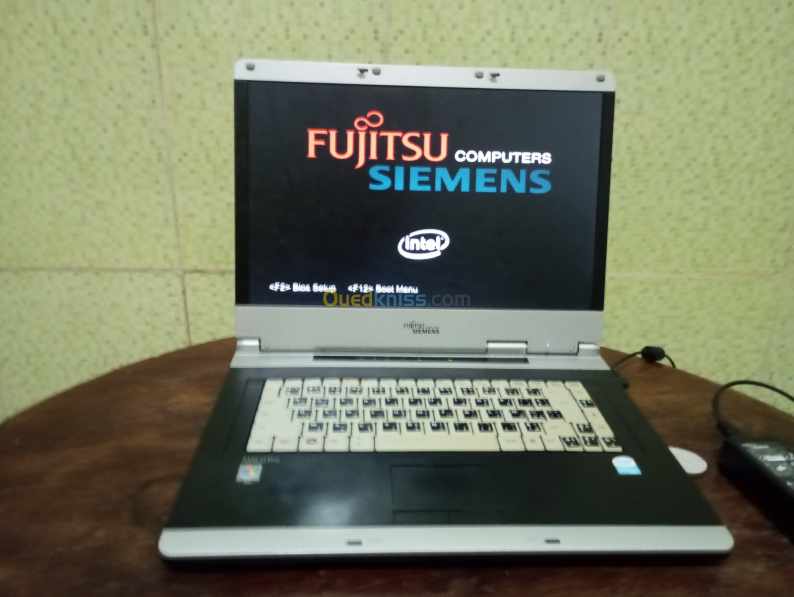 Fujitsu siemens amilo pro