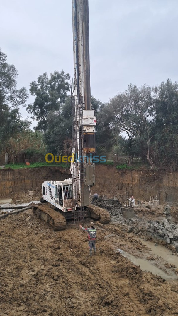 Travaux de fondations, soutènement et location d'engins 