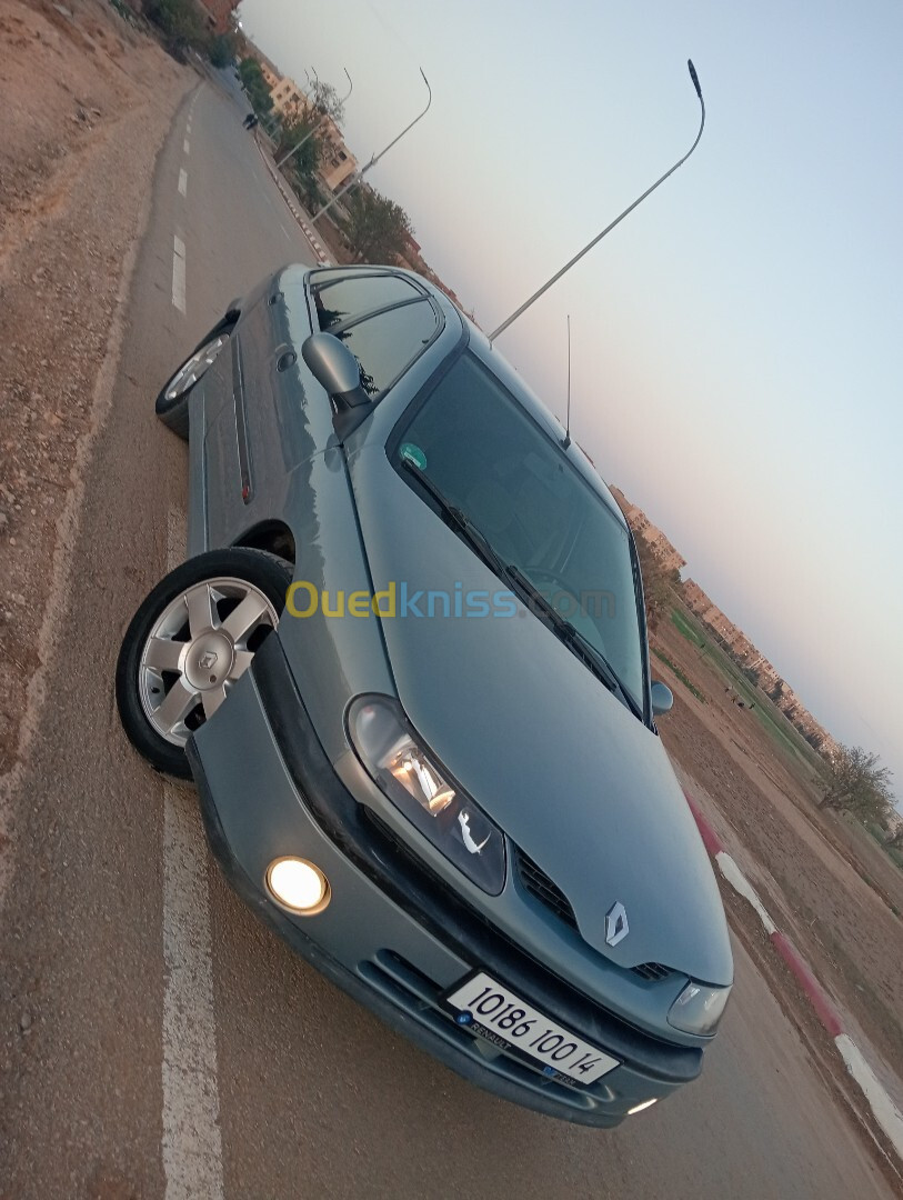 Renault Laguna 1 2000 Laguna 1