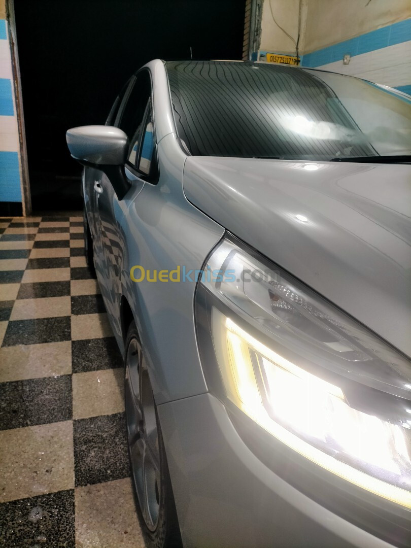 Renault Clio 4 2018 GT Line +