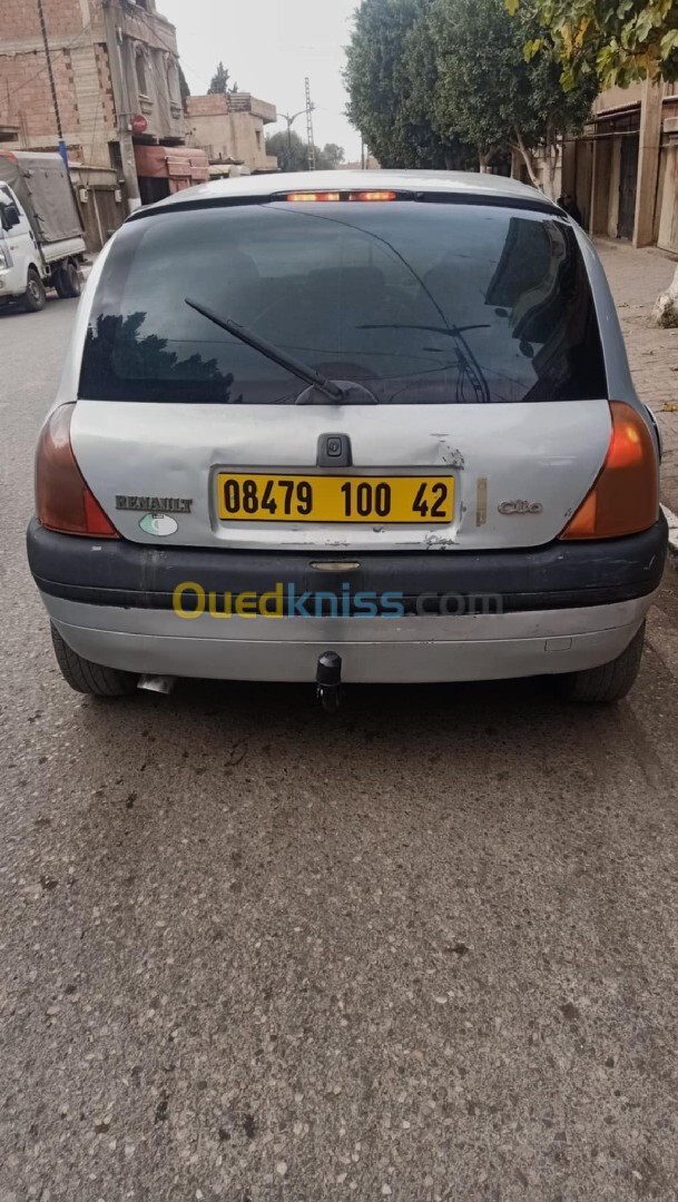 Renault Clio 2000 