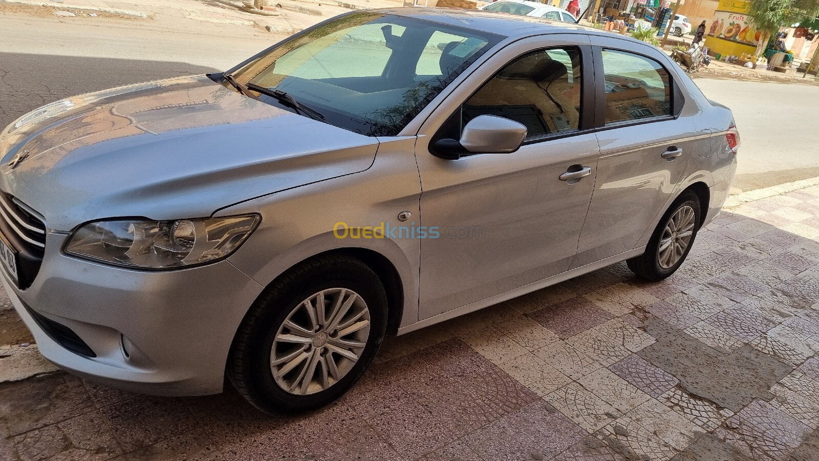 Peugeot 301 2013 Active plus