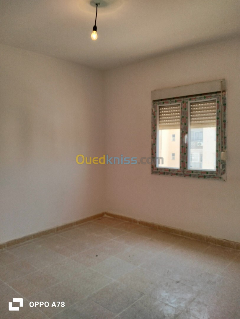 Location Appartement F4 Blida Bouinan