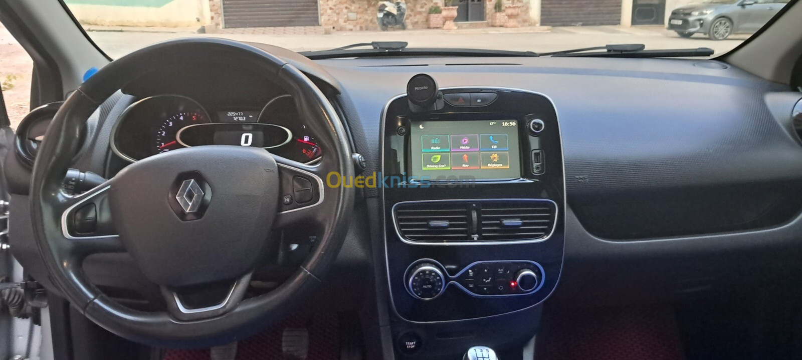 Renault Clio 4 2019 Limited 2