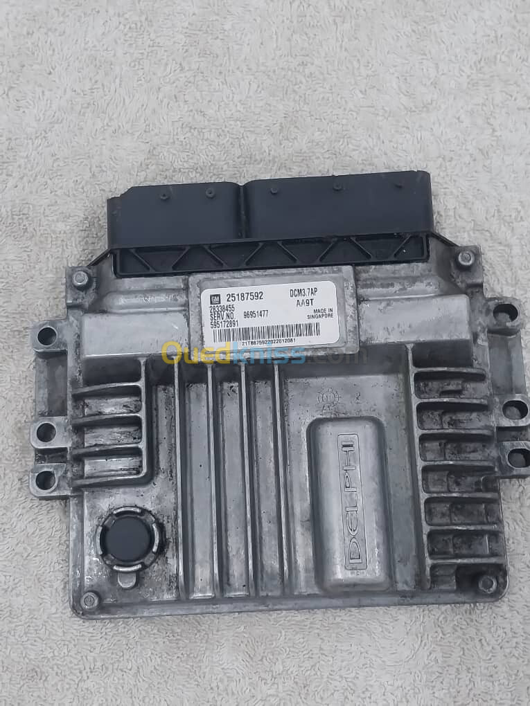 VENTE CALCULATEUR MOTEUR CHEVROLET CAPTIVA 2.2 VCDI