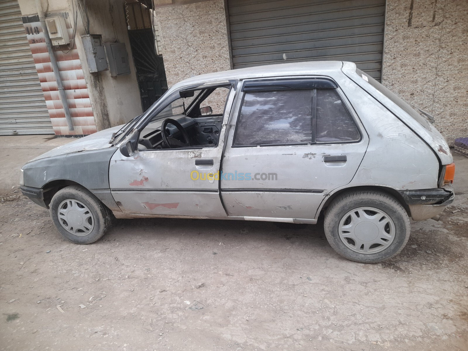 Peugeot 205 1988 205