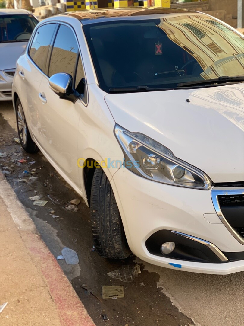 Peugeot 208 2019 Allure Facelift