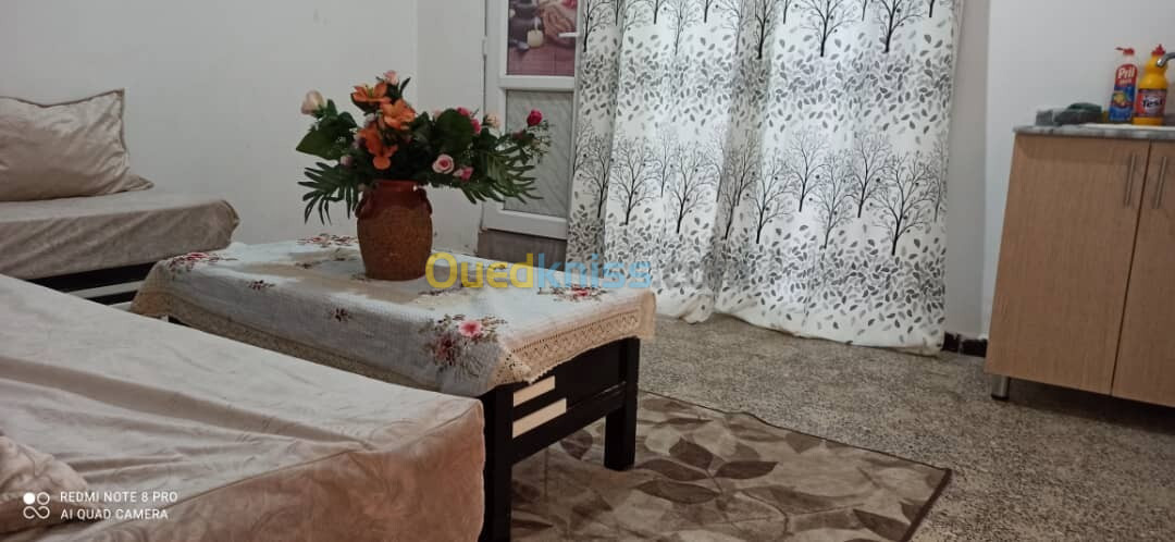 Location vacances Niveau De Villa F2 Alger Bab ezzouar