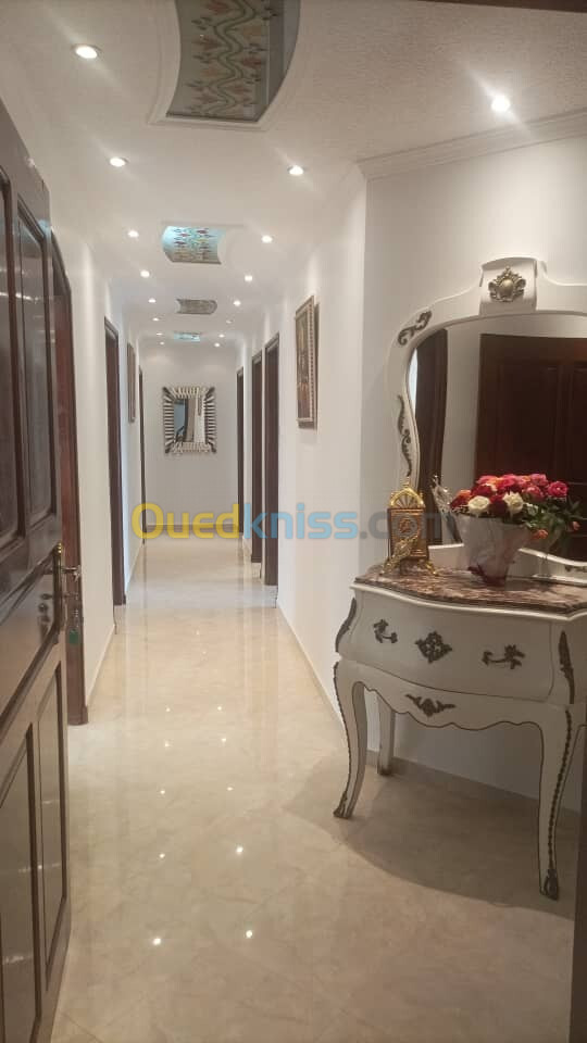 Location Appartement F4 Alger Oued smar