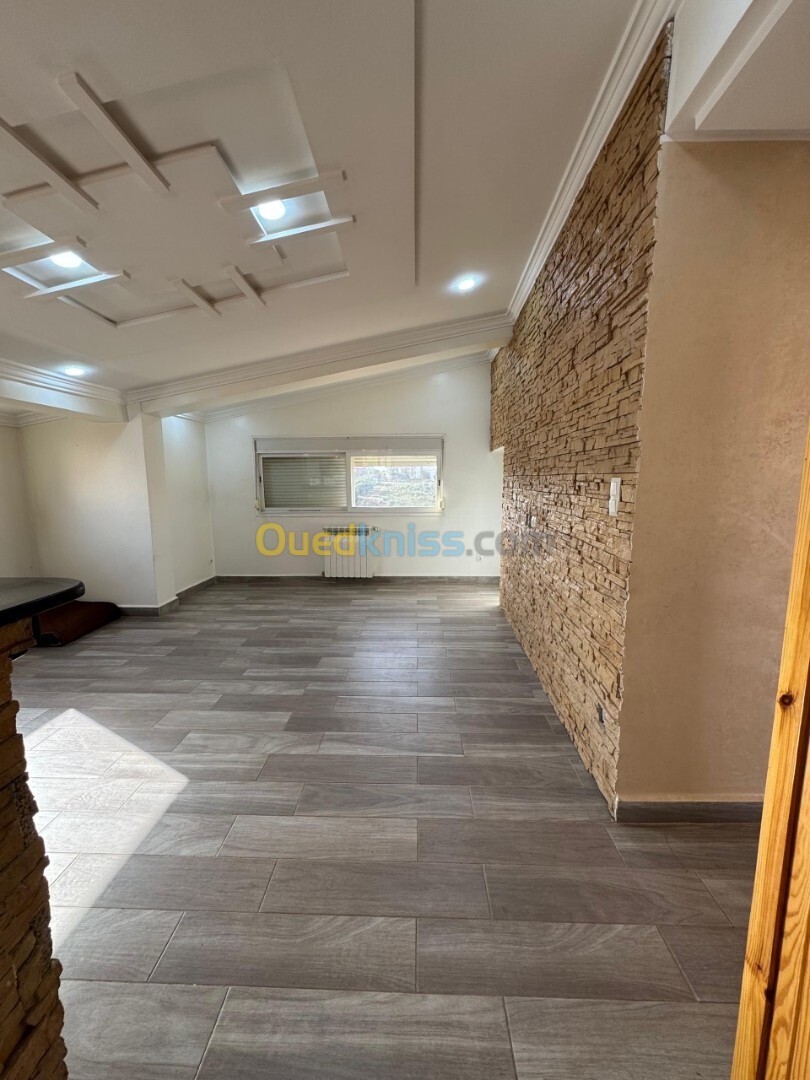 Location Appartement F3 Alger Draria