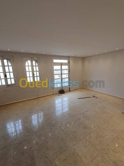 Vente Appartement F3 Alger Bordj el bahri