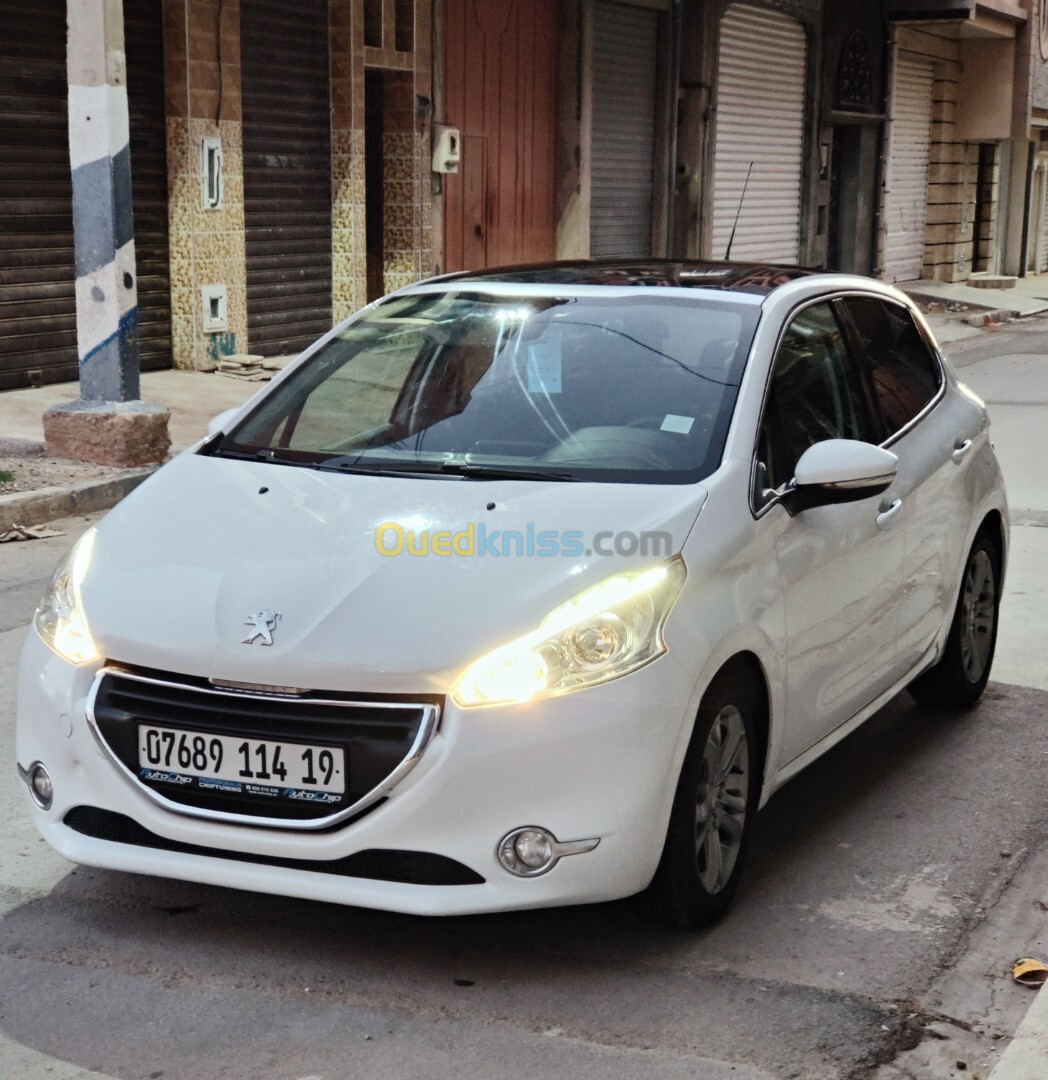 Peugeot 208 2014 Allure