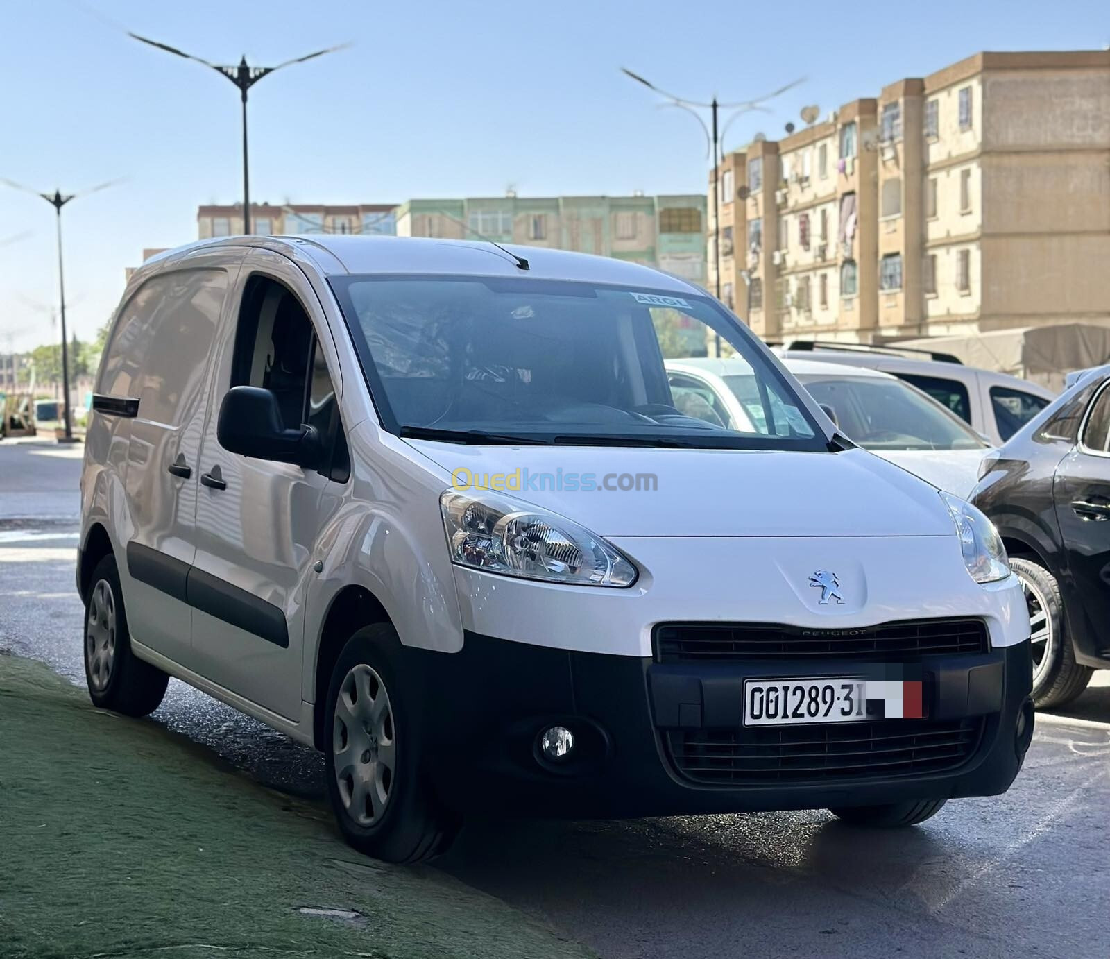 Peugeot Partner 2015 B9