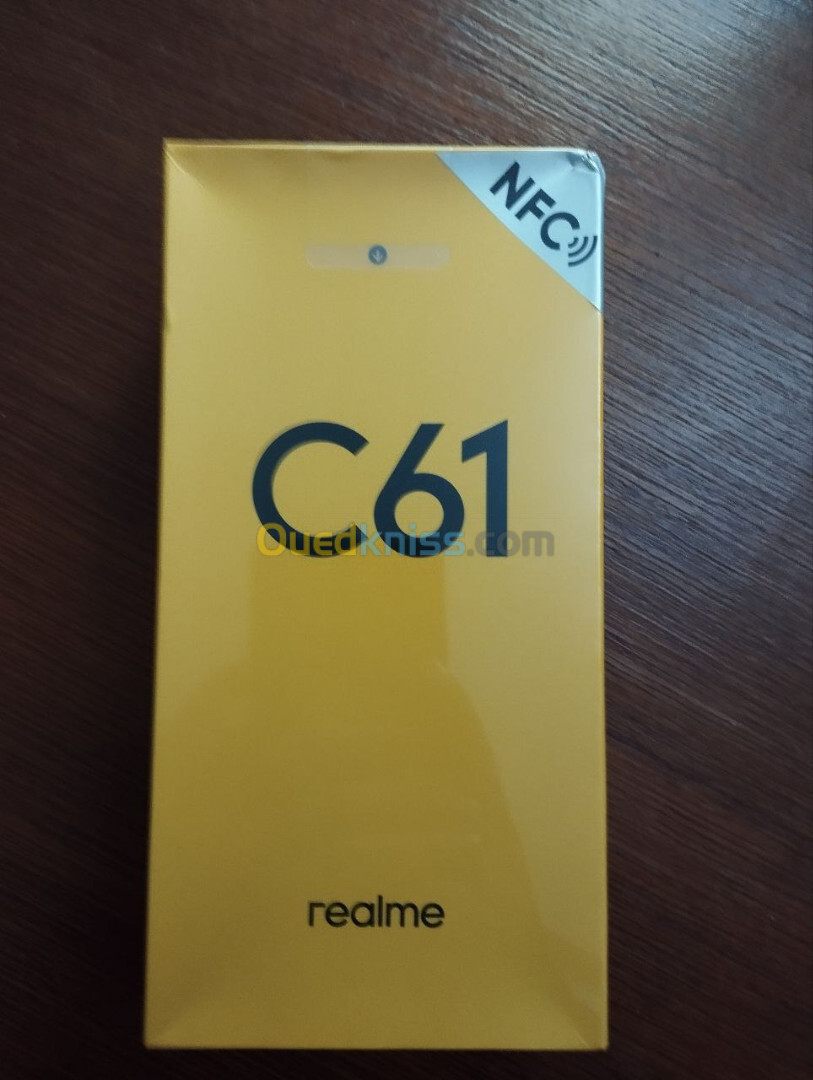 Realme c61