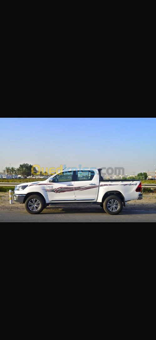 Toyota Hilux 2024 S-GLX