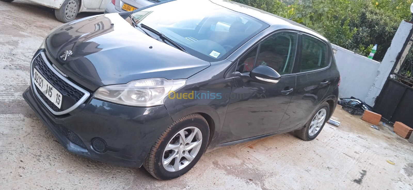 Peugeot 208 2015 208