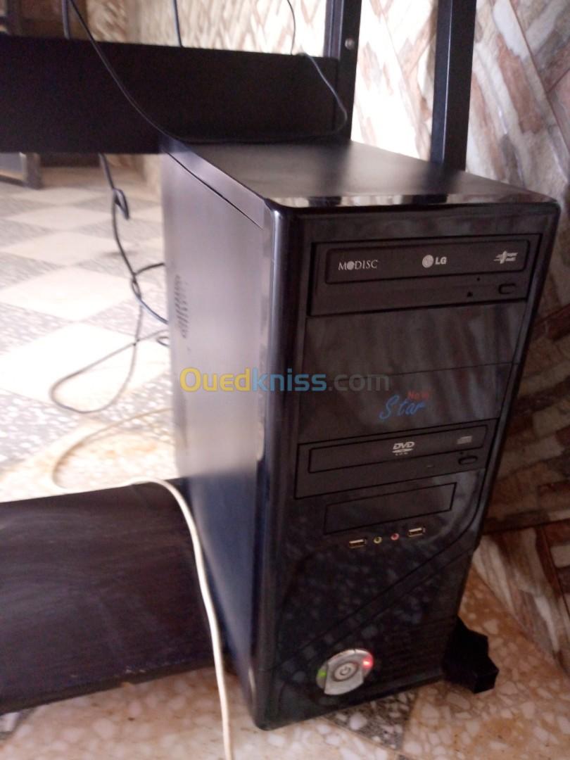 Pc complet avec SSD avec table et toutes les accessoires