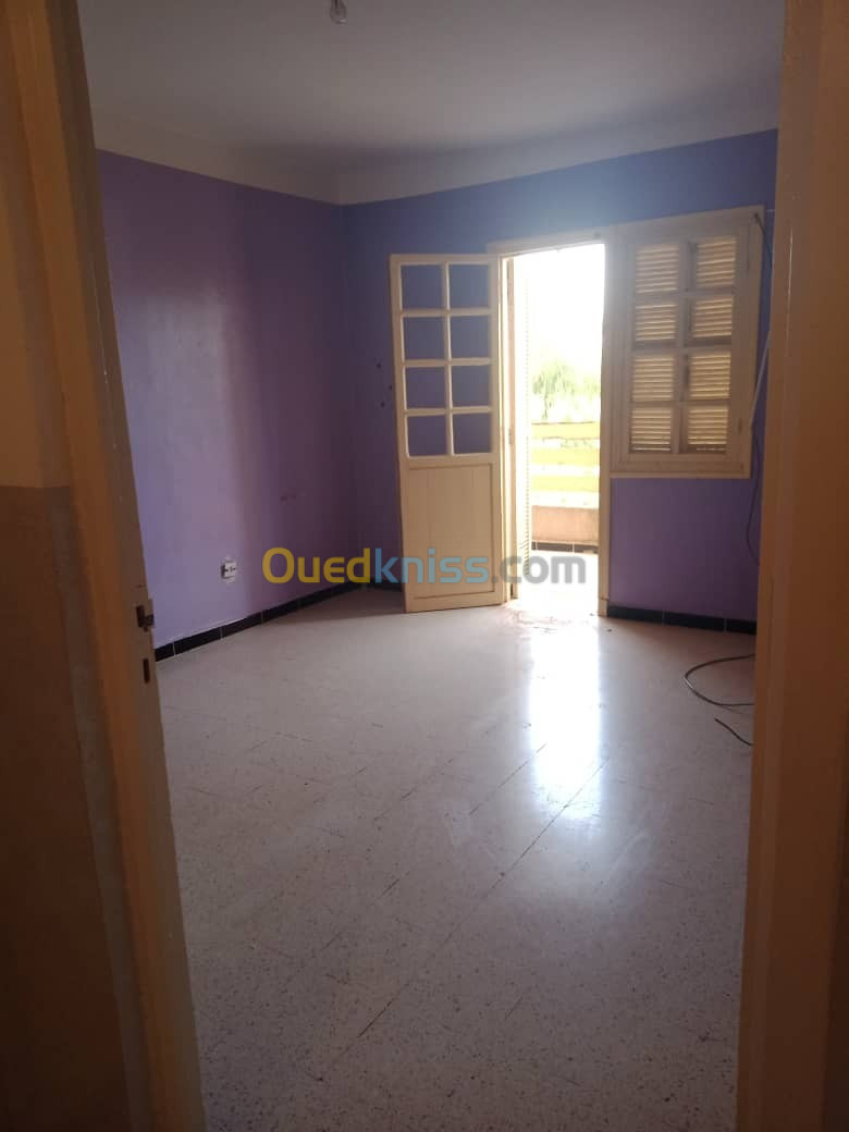 Location Appartement F4 Alger Bouzareah