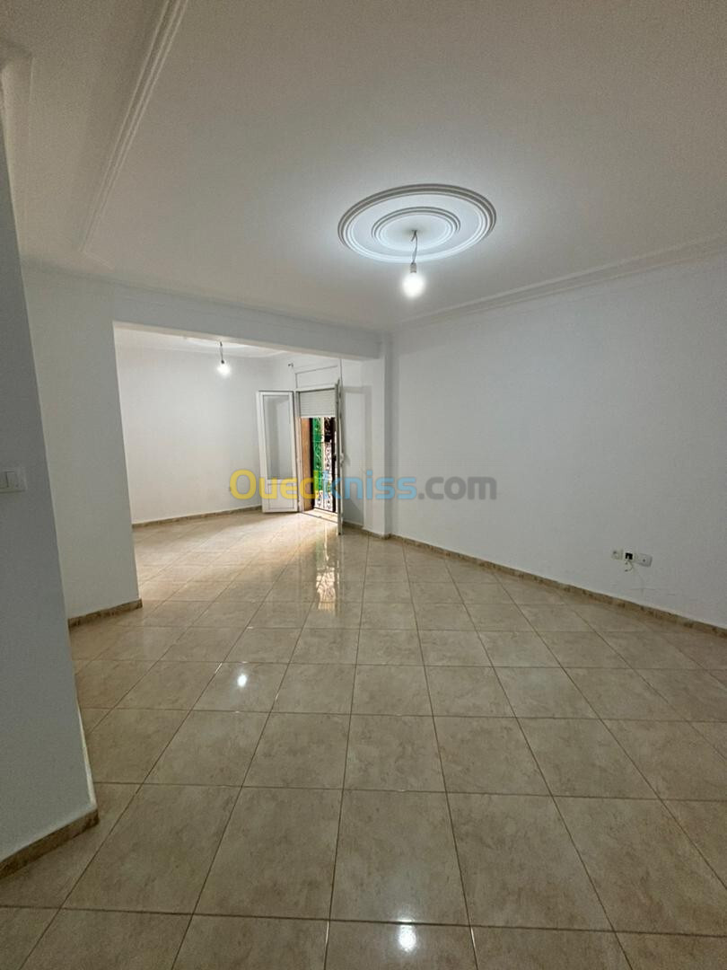 Location Appartement F3 Alger Draria